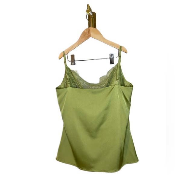 NWT Woman’s tank tops Satin with Lace one size fits for S-L - Picture 2 of 3